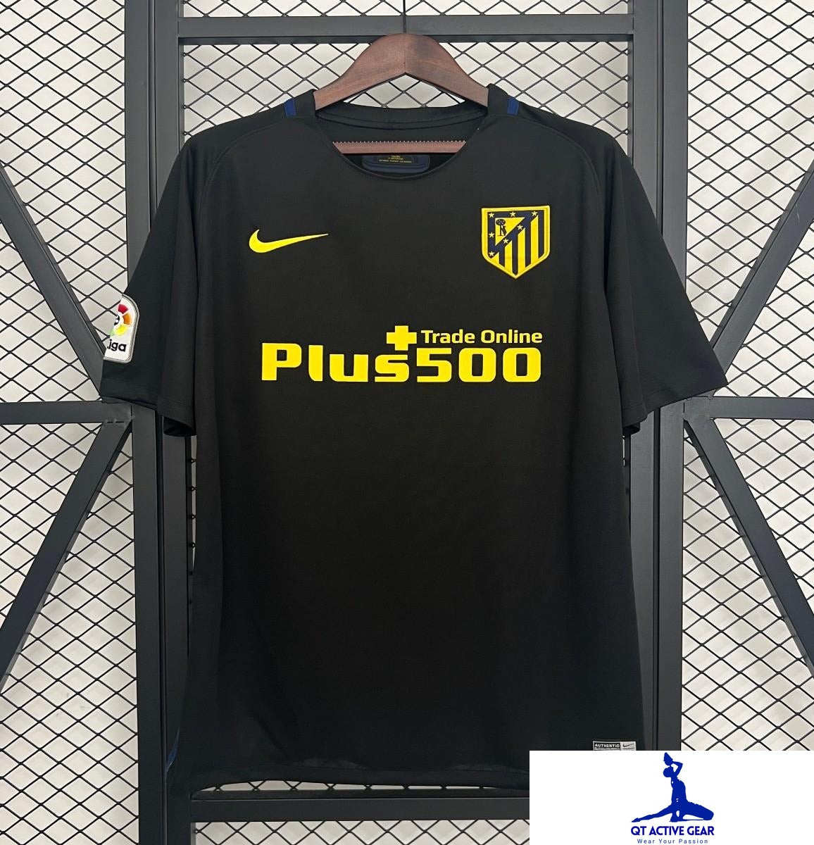 f3efc66de9565eb32a5290fc.jpg